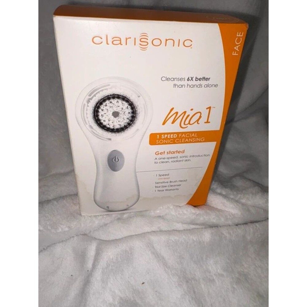 New Clarisonic Mia 1 Facial Sonic Cleansing System